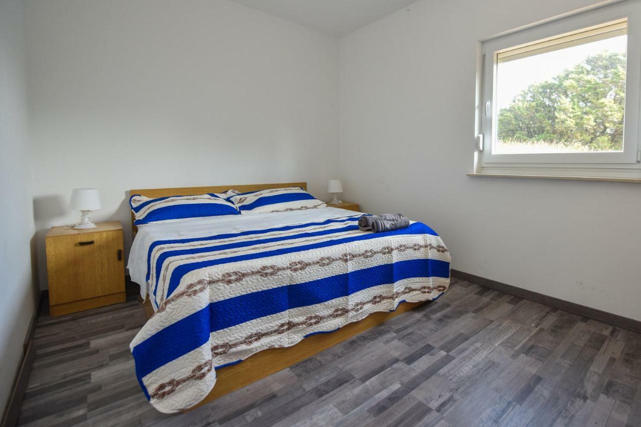 Val Apartmani, สตารา โนวัลยา ภายนอก รูปภาพ